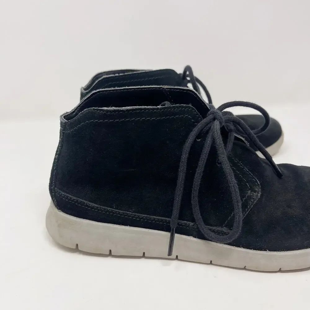 UGG Mens Size 7 Black Dustin Chukka Boots Suede Leather Lace Up Foam Footbed